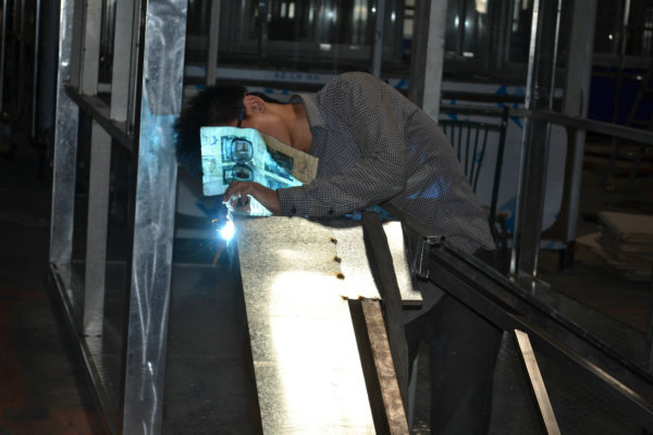 現(xiàn)在怎么約到附近的人呢 - 百度